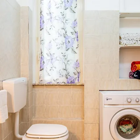 Casa A Pochi Passi Dalla Versilia Vallecchia